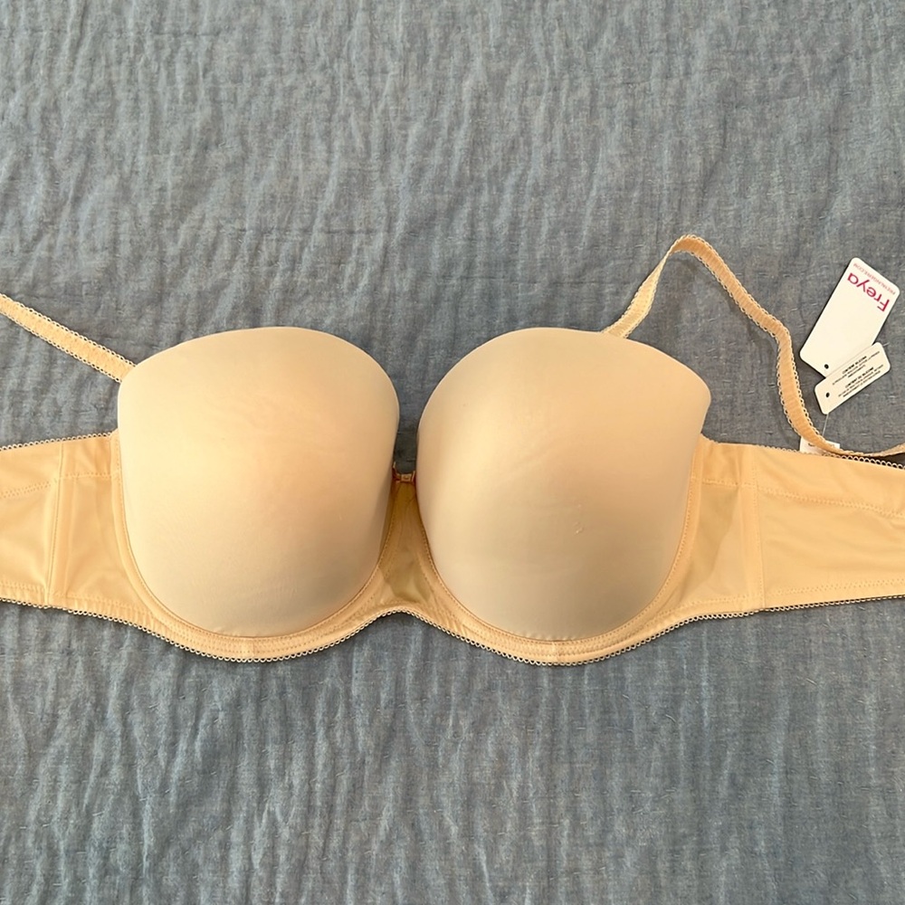 New with tags Freya 38F Convertible Bra